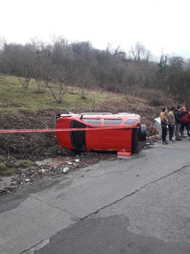 Zonguldak’ın Ereğli ilçesinde kaygan yolda