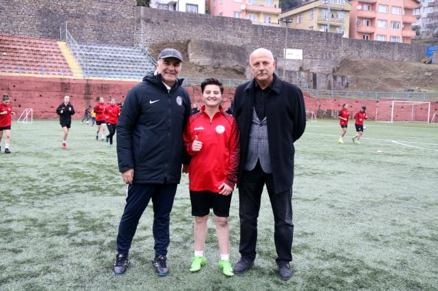 KDZ  EREĞLİ BELEDİYE SPORA FORVET TAKVİYESİ