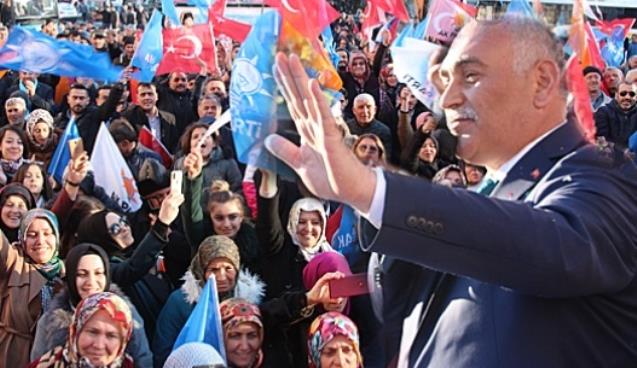 Önce projelerini sonra müjdeleri sıraladı…