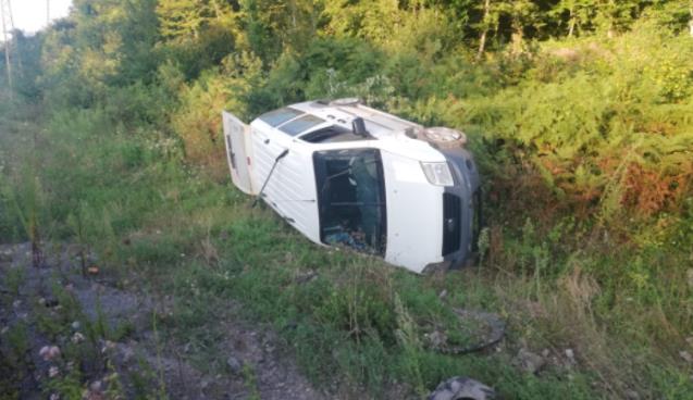 Yoldan çıkan araç takla attı: 1 yaralı