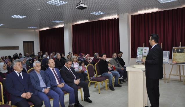 Safranbolu'da "Çocuklarımız ve Sosyal Medya" semineri