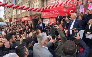 Miting gibi..