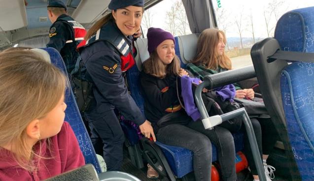 Jandarmanın denetimlerinde aranan 42 kişi yakalandı