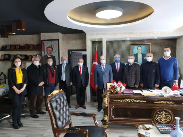 Kaymakam Yanlız Değil