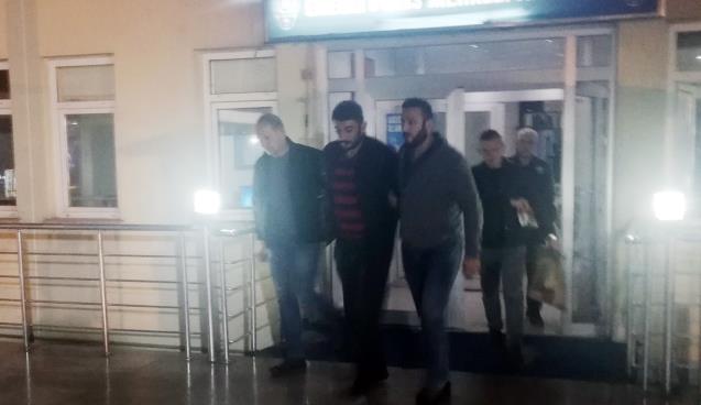 Muhtarı öldürdüğü iddia edilen zanlı adliyeye sevk edildi