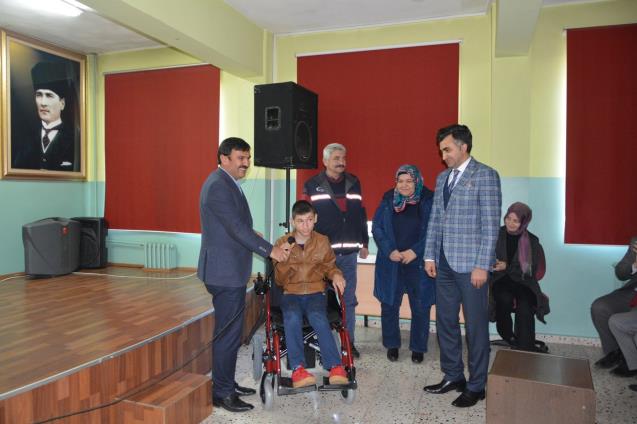 Öğrencilerden örnek davranış