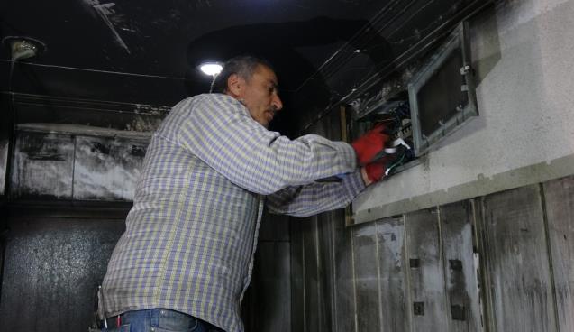 İş yeri yanan esnafın yardımına komşuları koştu