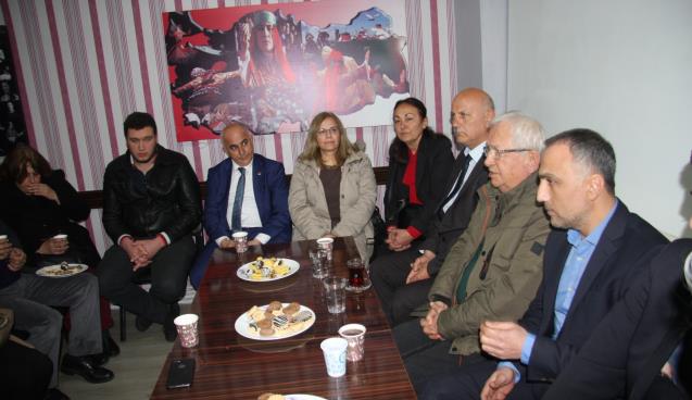 "CANLAR TÜRKİYE CUMHURİYETİNİN SİGORTASIDIR"